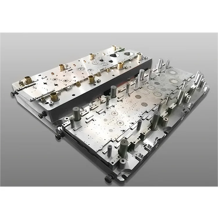 Zweireihiges progressives Werkzeug für AC-Kompressormotoren